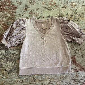 Kenzie Jeans eyelet puff sleeve top